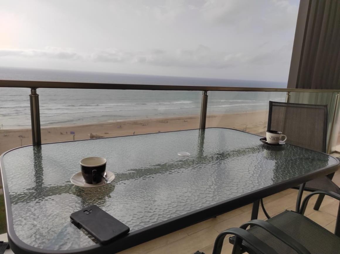 Bel appartement à plage des Nation Salé Esterno foto