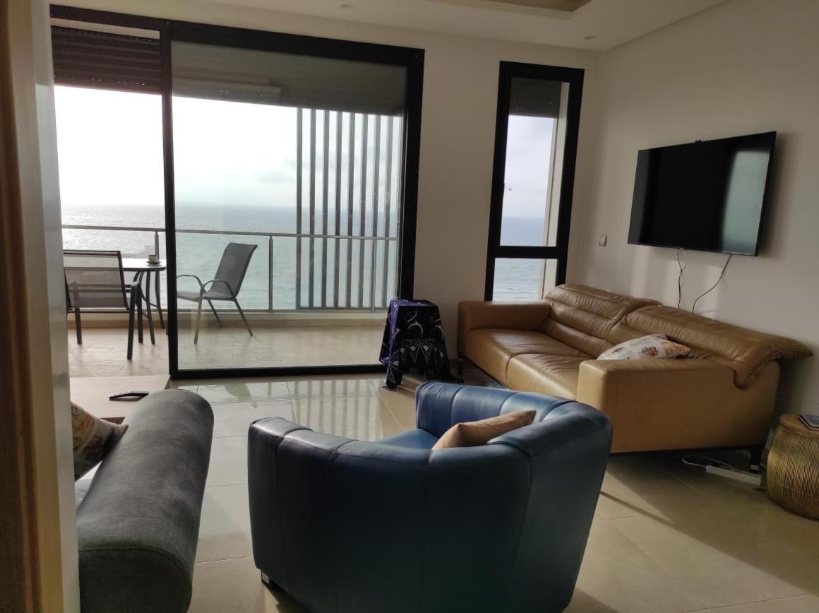 Bel appartement à plage des Nation Salé Esterno foto
