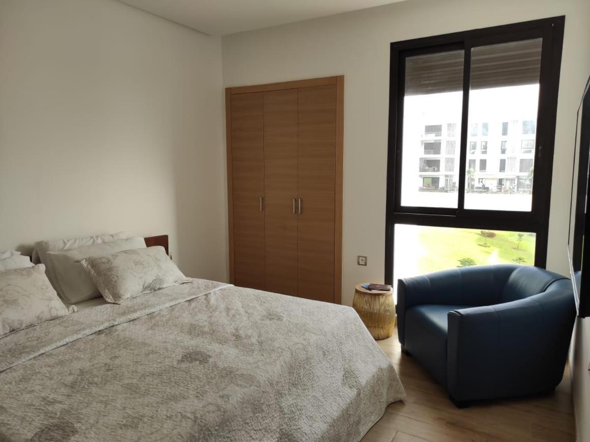 Bel appartement à plage des Nation Salé Esterno foto
