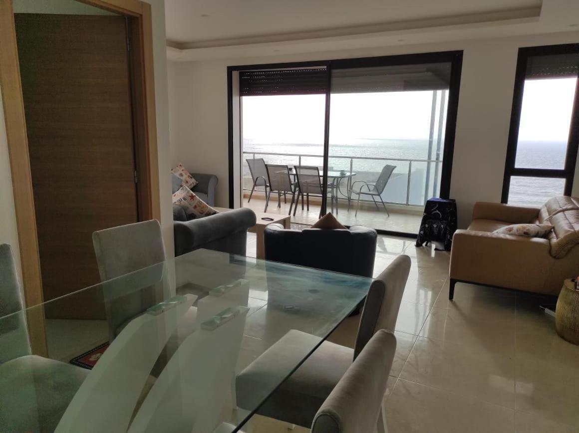 Bel appartement à plage des Nation Salé Esterno foto